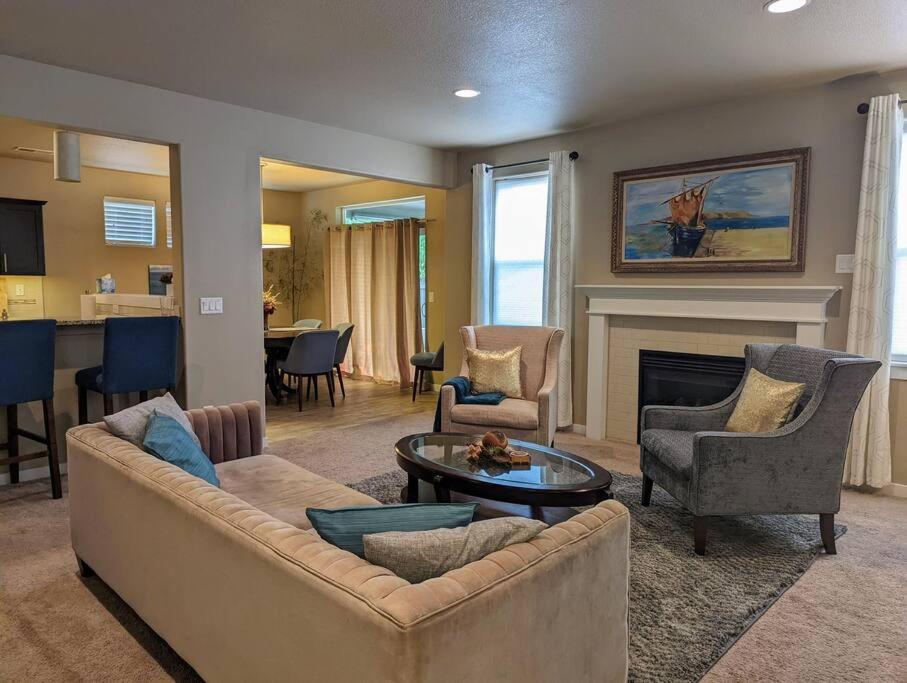 Spacious 3-Bedroom Home With Outdoor Space Eugene Exteriör bild