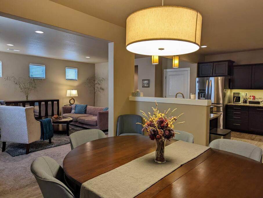 Spacious 3-Bedroom Home With Outdoor Space Eugene Exteriör bild